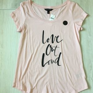 Love graphic tee